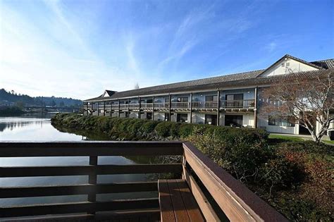 EDGEWATER INN (Coos Bay) - Hotel Reviews, Photos, Rate Comparison ...