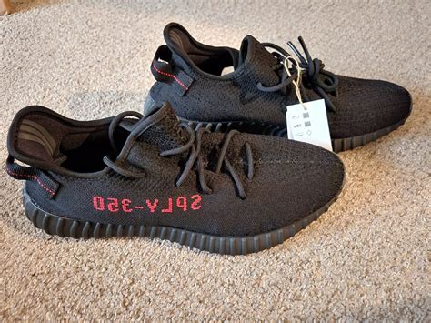 Bred yeezy 350 v2 best sale