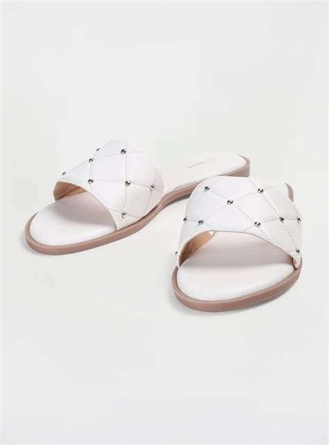 Buy Women Embellished Open-Toe Flat Sandals Online at just Rs. 899.0 ...