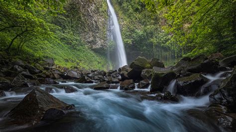 The veil of the La Fortuna waterfall, Alajuela, Costa Rica | Windows ...