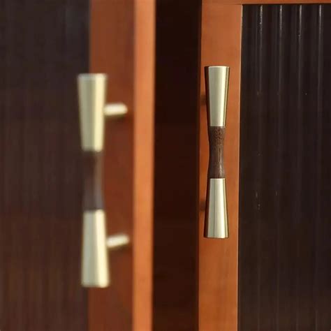 Mantara – Luxury Home Hardware | Handles, Knobs & Hooks