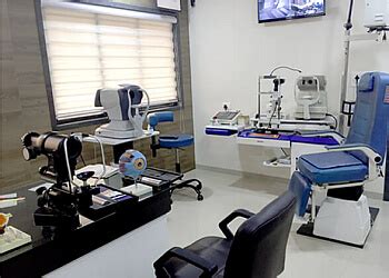 3 Best Ophthalmologists in Surat, GJ - Expert Recommendations