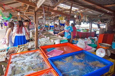 Sea Gypsies Fish Market in Phuket - Fresh Seafood Market and Dining in Rawai Beach - Go Guides