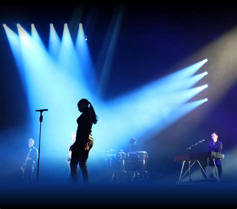 Love Deluxe - Sade | Official website for the British iconic band