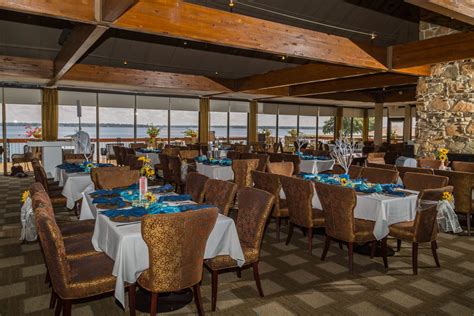 The Best of Lake Conroe Restaurants