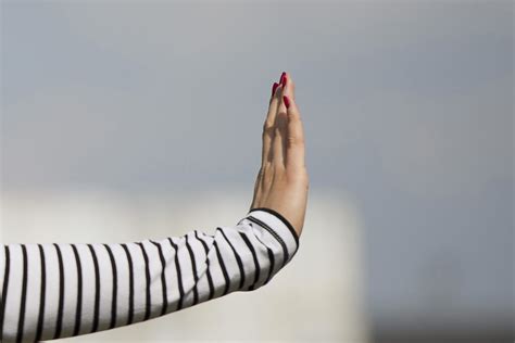 Viele Beschäftigte erleben sexuelle Belästigung - Aktivieren