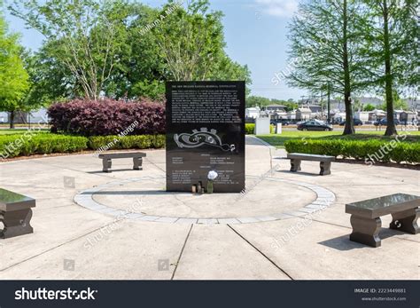 1 Memorial Hospital New Orleans Images, Stock Photos, 3D objects ...