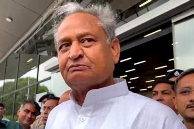 Ashok Gehlot accepts defeat; to resign as Raj CM at 5.30 p.m. - IBTimes ...