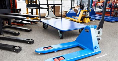 Single Girder EOT Crane for Industrial Applications | Sri Handling ...