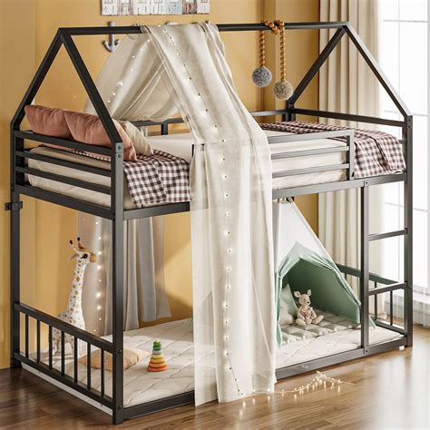 Amazon.com: Cyranture Bunk Bed Twin Over Twin Size Low Metal Bunk Bed ...