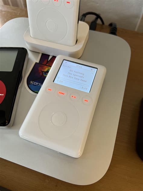 Another perfect example of a 3rd gen yearning for a FireWire cable. These are now by far my ...