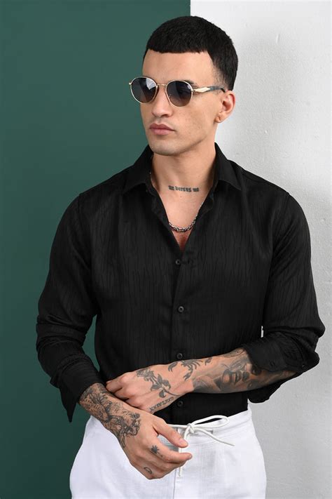 Ilyzly - Men's Fashion, Trends & Style | Clothes, Shoes & Accessories