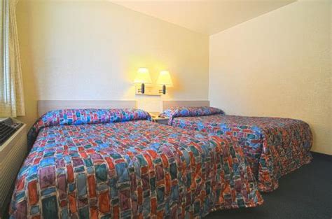 MOTEL 6 TUCSON - CONGRESS STREET - Motel Reviews, Photos, Rate ...