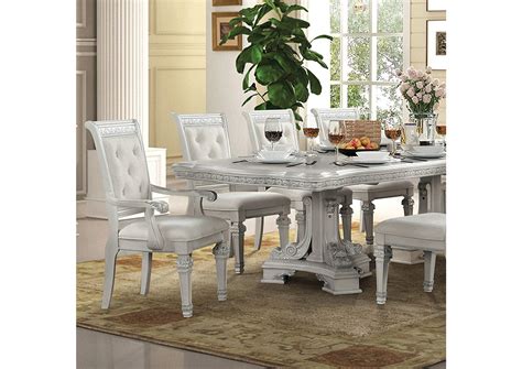 Stella Mia Dining Table