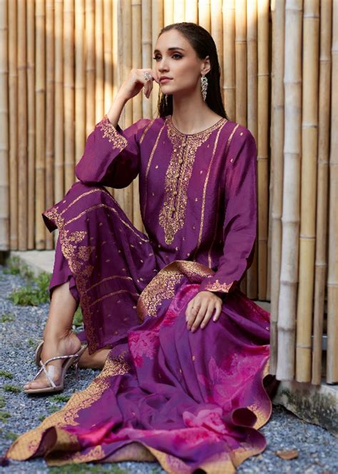 Varshaa Vanya Wholesale Viscose Russian Woven Salwar Kameez ...