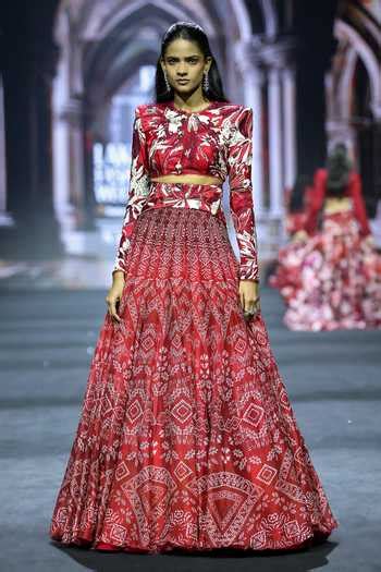 Ritika Mirchandani | Designer Sarees, Gowns, Lehengas Online