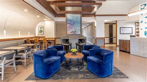 Hotel Photos | Hyatt Place Richmond/Arboretum