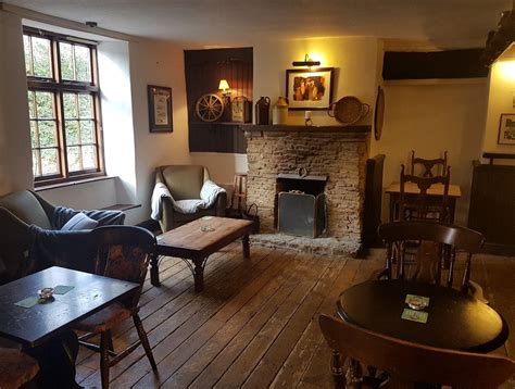 THE MAYPOLE INN, Taunton - Restaurant Reviews, Phone Number & Photos ...