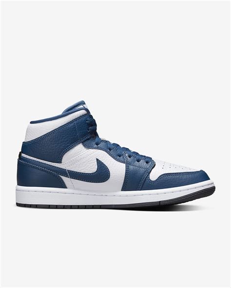Air Jordan 1 Mid SE Women's Shoes. Nike IN