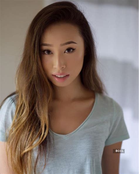 Beauty queen dethroned over racist tweets