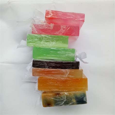 Buy Traditional Pure Ultra Clear Melt and Pour Soap Base, 1kg Online at ...