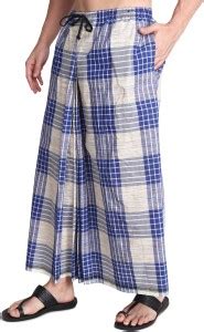 GOWRI TEX Checkered Multicolor Lungi Price in India - Buy GOWRI TEX ...