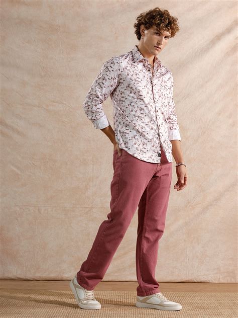 Casual Heavy Fade Relaxed Fit Jeans | Maroon – Wrogn