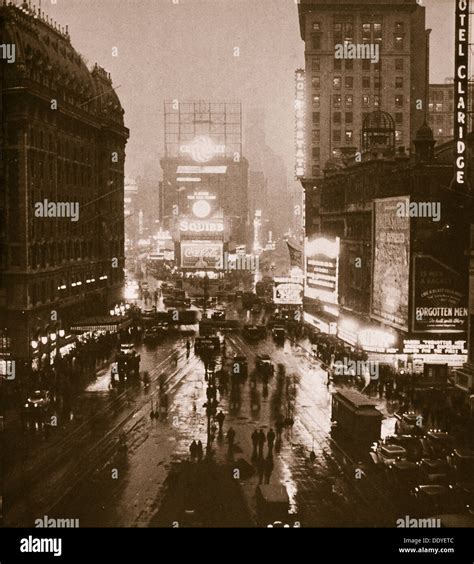 New york winter 1930s hi-res stock photography and images - Alamy