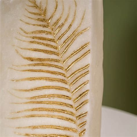 Areca Palm Leaf Resin Flower Vase Online - Premium Vase | Nestasia