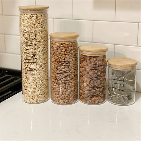 Kitchen Organization: Labels