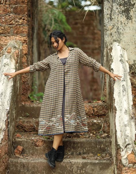 Dhara Jamdani Cotton Calf-length Dress – Tritva
