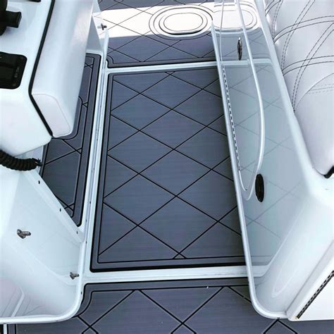 36 Yellowfin SeaDek Flooring | Castaway Customs Southern Atlantic