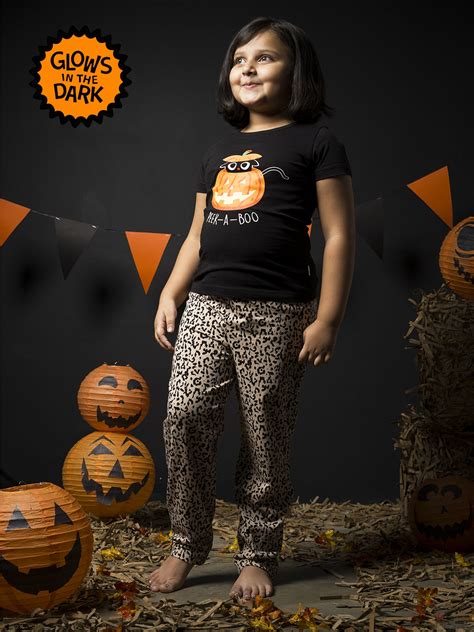 PEEK-A-BOO – mackly