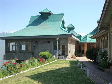 THE SRIKHAND (HPTDC) (Sarahan, Himachal Pradesh) - Hotel Reviews ...