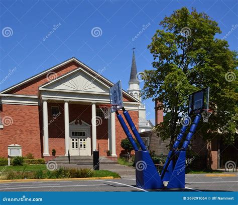 Street Scene in Downtown Salem, the Capital City of Oregon Stock Photo - Image of america, salem ...