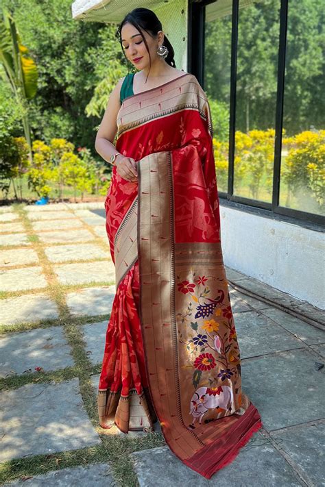 Prominent Red Paithani Silk Saree With Entrancing Blouse Piece ...