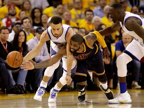 NBA Finals 2016: Golden State Warriors take lead despite Steph Curry's ...