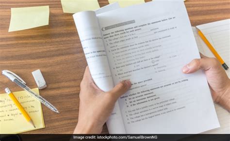 पाकिस्तान में 5वीं कक्षा के करीब आधे छात्र अंग्रेजी नहीं पढ़ सकते ...