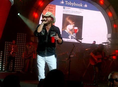 Toby Keith's Red Solo Cup Performance