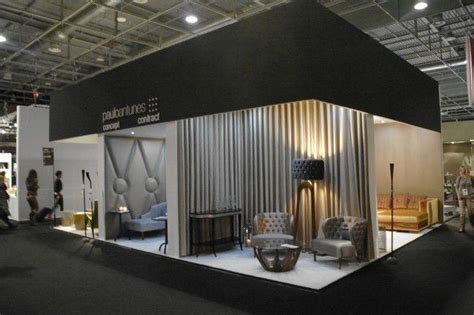 JJS Stand: Customer Reviews, Stands and Services