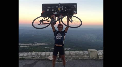 MAKOplasty Partial Knee Replacement: Ultra Sports Athlete Excels - 1 ...