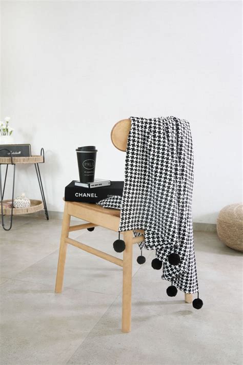 Cole Houndstooth Throw – Rearrange Home
