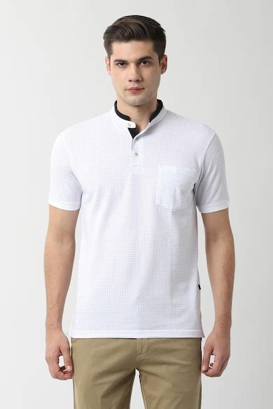Buy Men White Textured Henley Neck T-shirt Online - 398164 | Peter England