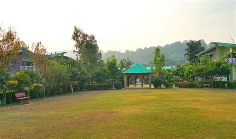 Hotel Anand Retreat in Kaushambi, Ghaziabad with Prices, Photos & Deals