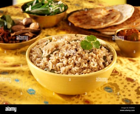 INDIAN BROWN WHOLEGRAIN BASMATI RICE Stock Photo - Alamy