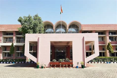 Deenbandhu Chhotu Ram University of Science and Technology Sonipat ...