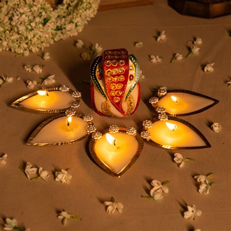 Brass Diya (Box of 5)- Scented (M) – Twin Flames India