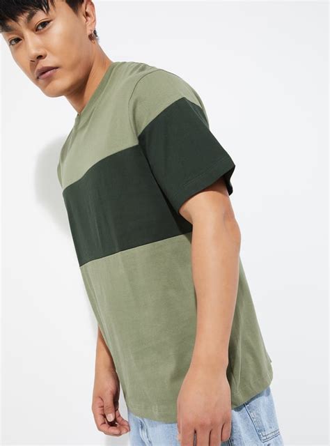 Buy URB_N Men Colourblocked T-shirt Online at just Rs. 399.0 ...