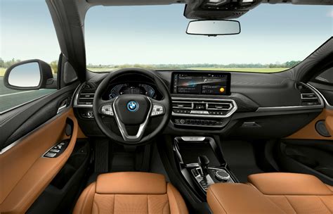 Facelifted 2021 BMW X3 and X4 unveiled with heavy interior revisions ...