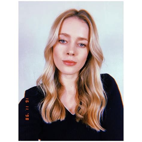 Lily Dodsworth-Evans 11/17/2020 • CelebMafia